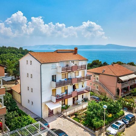 Apartmani Suncica Selce Exterior photo