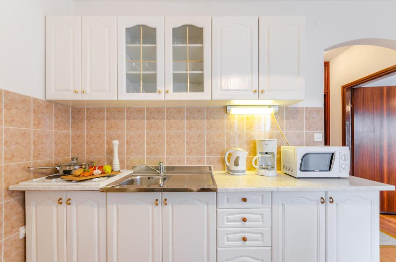 Apartmani Suncica Selce Exterior photo
