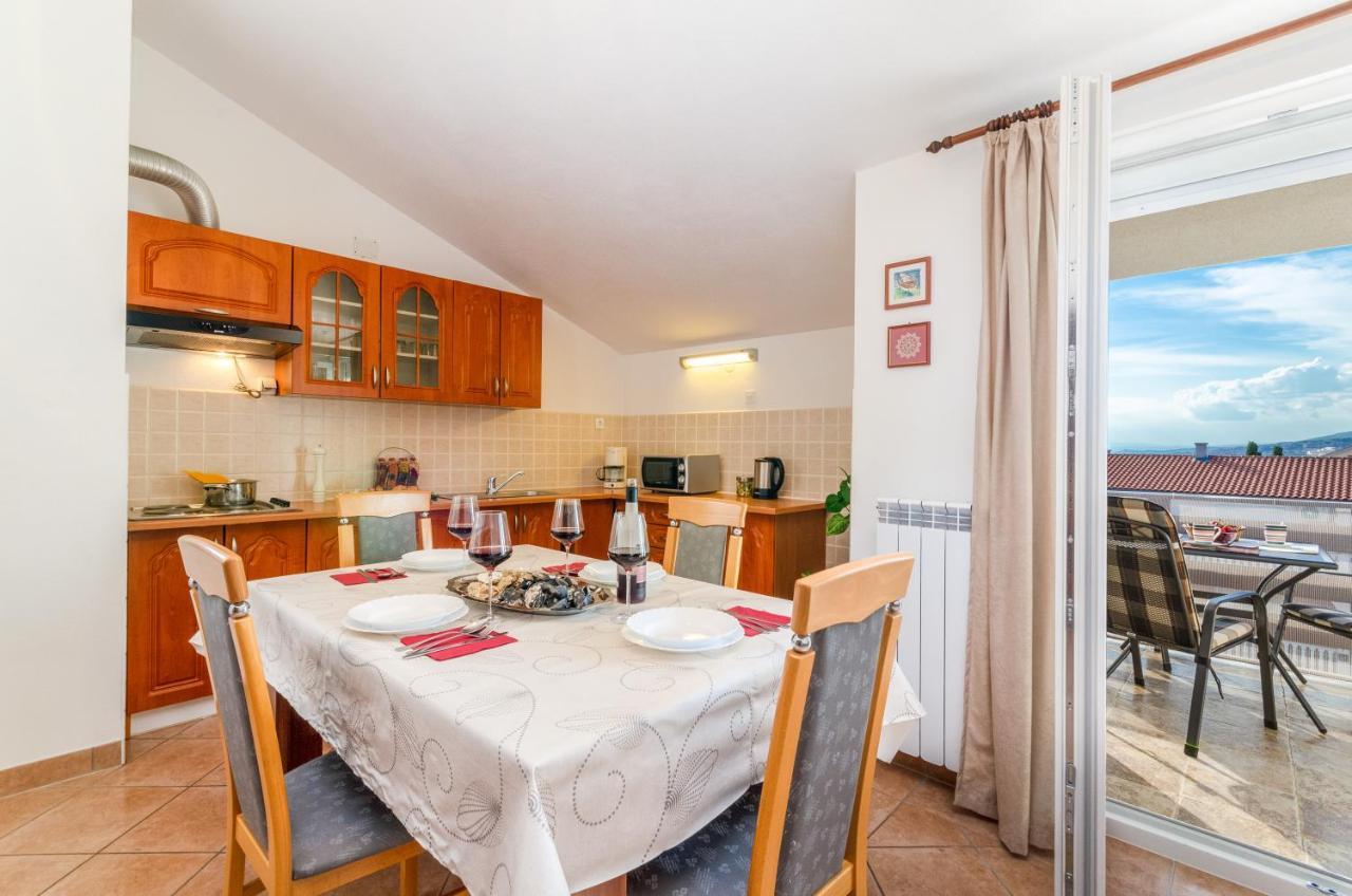Apartmani Suncica Selce Exterior photo