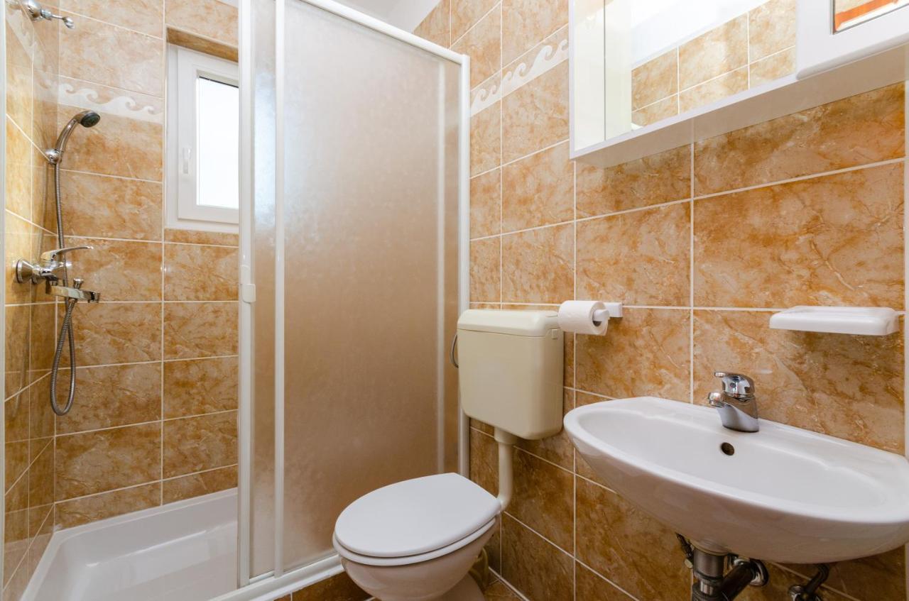 Apartmani Suncica Selce Exterior photo