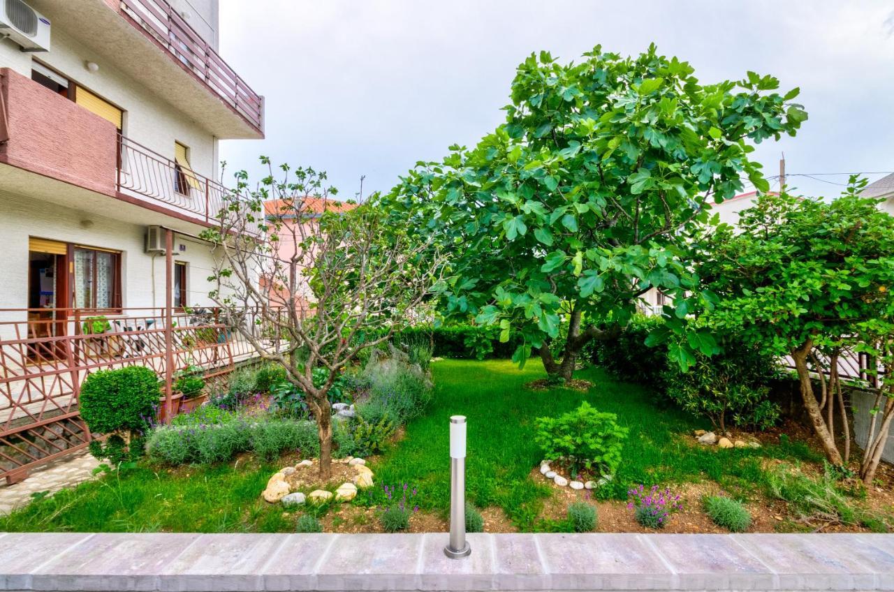 Apartmani Suncica Selce Exterior photo