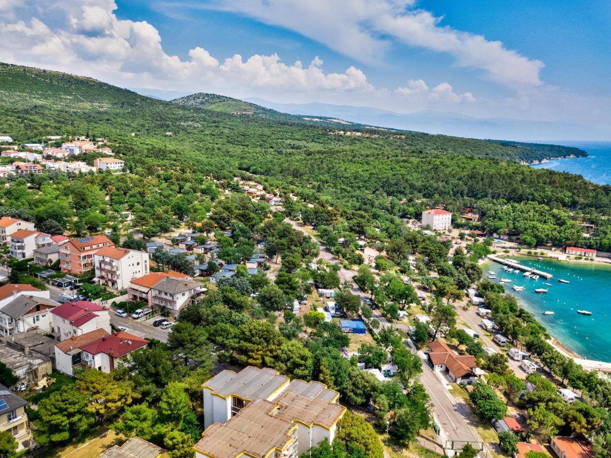 Apartmani Suncica Selce Exterior photo